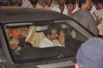at Bal Thackeray funeral in Mumbai on 18th Nov 2012 (276).JPG